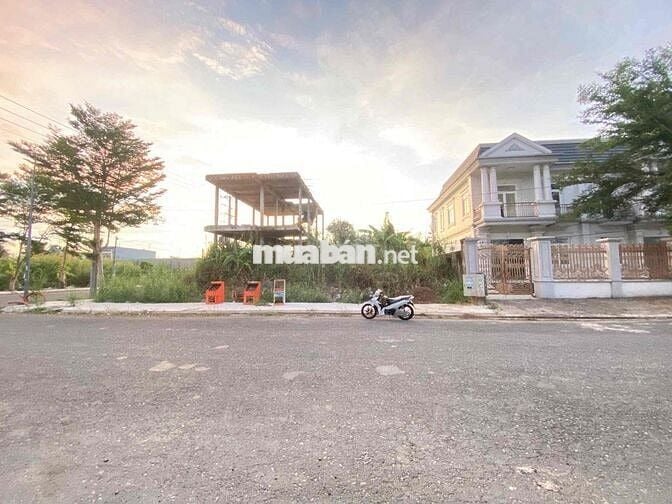 BÁN NỀN BIỆT THỰ 200M2 TRỤC CHÍNH KDC TÂY ĐÔ ECOPARK FULL THỔ CƯ 100%