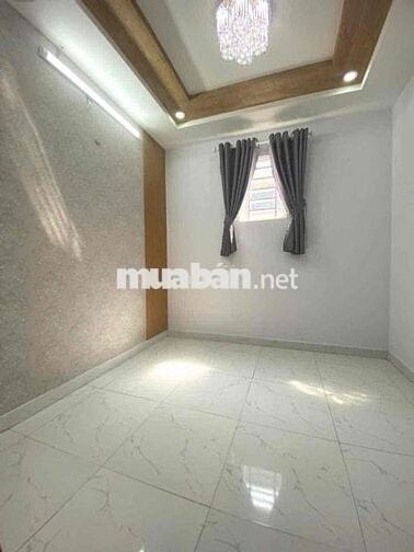 Bán nhà gấp hẻm xe hơi đường Nguyễn thị hương