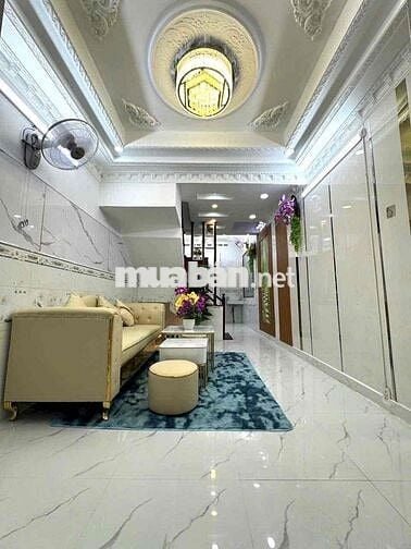 Bán nhà gấp hẻm xe hơi đường Nguyễn thị hương