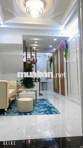 Bán nhà gấp hẻm xe hơi đường Nguyễn thị hương