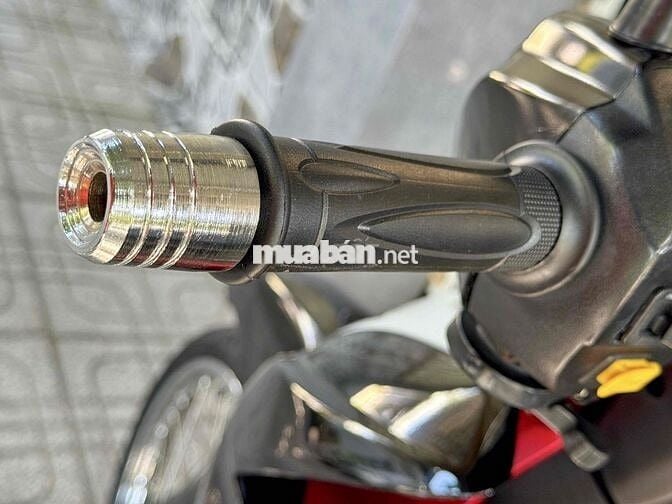 Xe máy SYM Elegant 50 Đen Đỏ