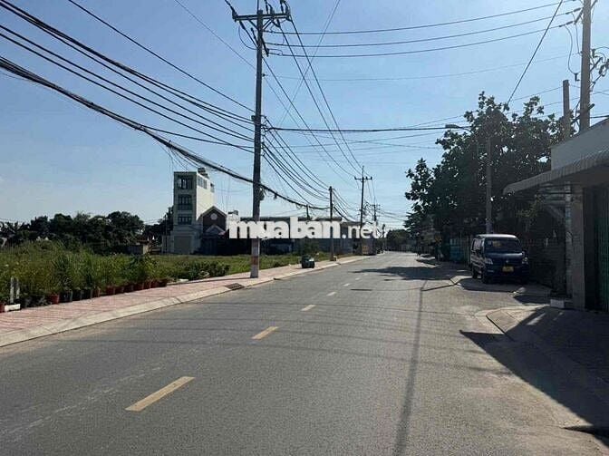 đất mặt tiền . Đồng Bà Canh ,  Nguyễn Thị Đành  HM . VinHomes