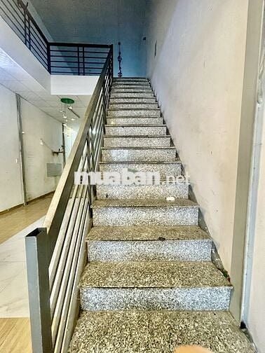 CHO THUÊ NHÀ KINH DOANH 2 TẦNG THÔNG SUỐT KHU TRUNG TÂM PHƯỚC LONG