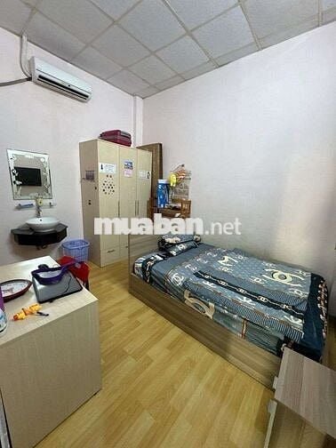 BÁN NHÀ TÂN PHÚ 8M CÓ LỀ , KINH DOANH , NGAY THOẠI NGỌC HẦU