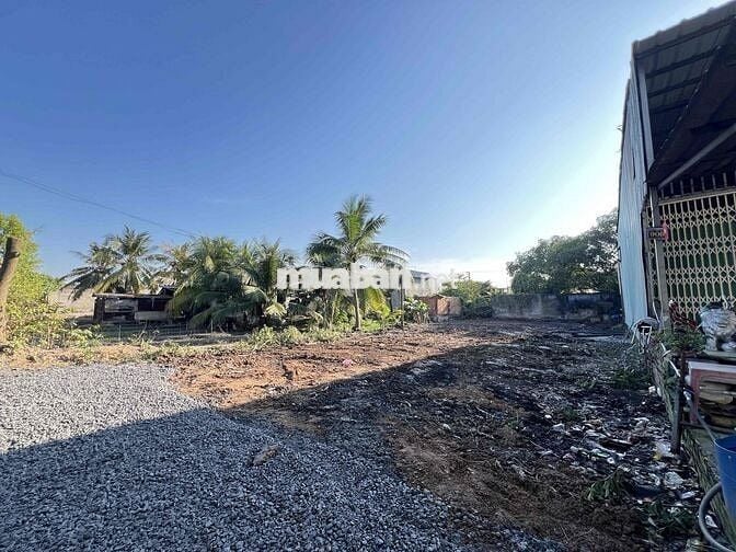 Đất Sát Tân Đức 11x33m giá 1ty650