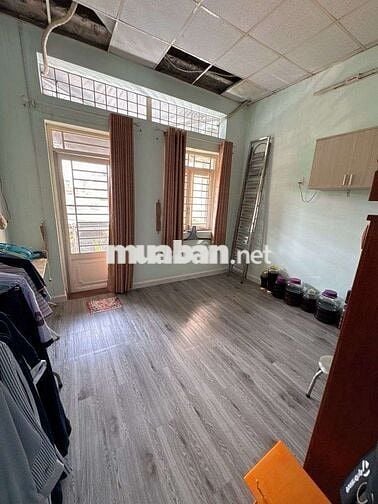 BÁN NHÀ TÂN PHÚ 8M CÓ LỀ , KINH DOANH , NGAY THOẠI NGỌC HẦU