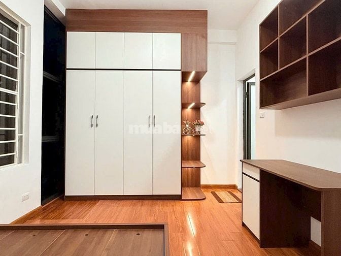 CỰC ĐẸP - VÕ CHÍ CÔNG - HOÀNG QUỐC VIỆT - 32M - 5 TẦNG - MT 6M 