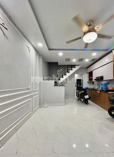 Bà Thư đáo hạn bán gấp nhà Lê Văn Sỹ, P14, Q3-52m2-1T1L - Giá 1 tỷ 980