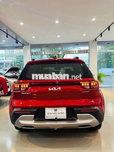Kia Sonet 1.5 AT Luxury 2023