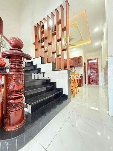 Bán nhà kdc Hoàng Hùng gần Go Dĩ An