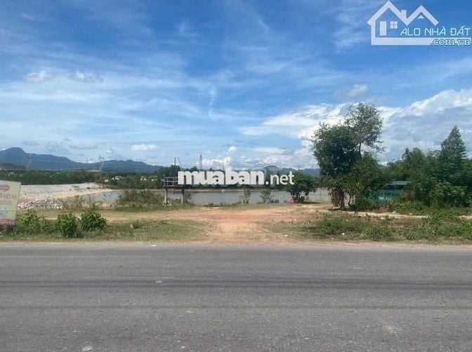 Cần bán lô đất 2 mặt tiền đường Hồ Chí Minh Xã Nghĩa Ninh, TP Đồng Hới