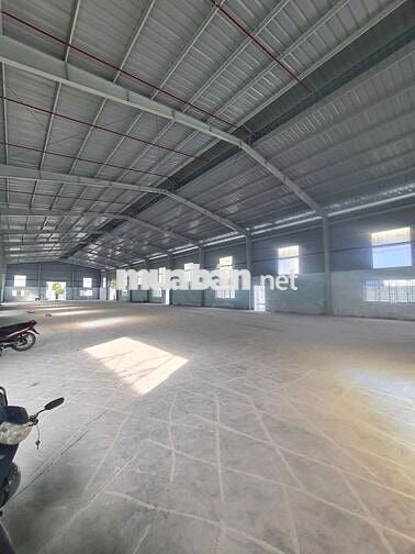 BÁN CỤM CN ĐỨC HÒA  LÔ ĐẤT 3200M² KÈM XƯỞNG 1600m²,GIÁ CỰC HẤP DẪN