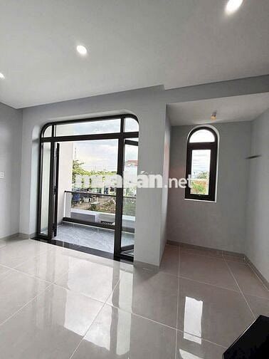 CHỦ NGỘP HẠ GIÁ 100x – BÁN NHANH NHÀ 1 TRỆT 1 LẦU GẦN CỔNG 11 BH