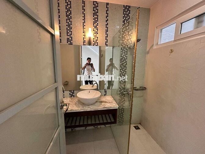 🔥CHO THUÊ NHÀ HXH 1 TRỆT 2 LẦU ĐƯỜNG ĐẶNG VĂN NGỮ