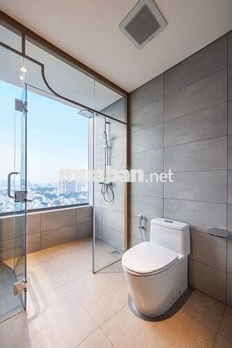 Sang Nhượng Căn Hộ Mặt Tiền đường TRẦN HƯNG ĐẠO - Q5