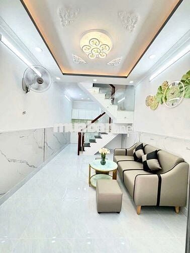 Cần bán nhà đang ở đoạn đường Huỳnh Tấn Phát gần Phú Mỹ Hưng quận 7