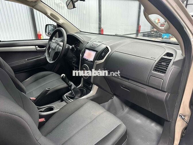 Isuzu Dmax 2014 Vàng cát