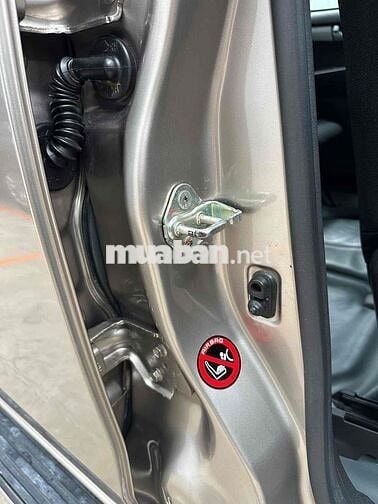 Isuzu Dmax 2014 Vàng cát