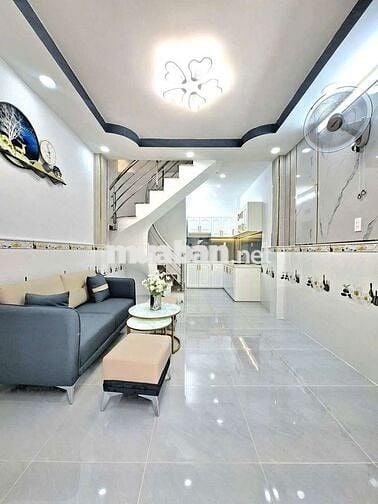 Cần bán nhà chính chủ đang ở tiện ích xung quanh gần chợ