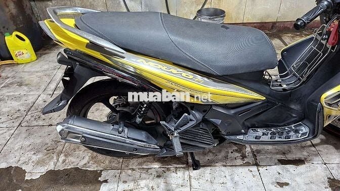 bạn Yamaha Nouvo 5Fi 2012 Vàng-Đen