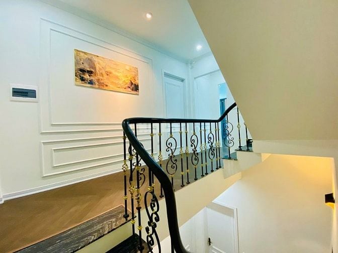 Bán nhà Đào Tấn 70m2, 6 tầng, có thang máy, ngõ thông, ô tô đỗ