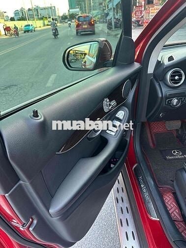 Mercedes Benz GLC 2021 200 - 66000 km