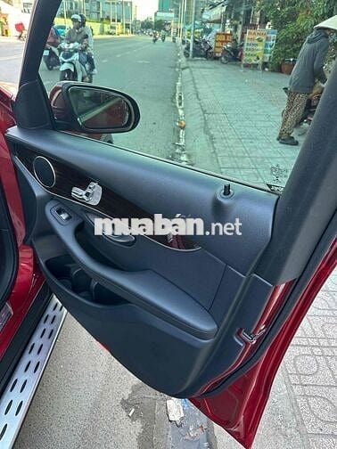 Mercedes Benz GLC 2021 200 - 66000 km