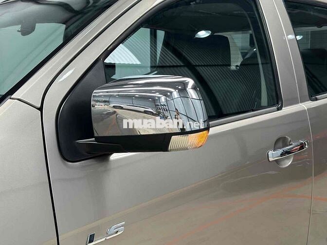 Isuzu Dmax 2014 Vàng cát