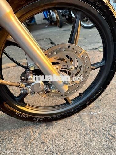 🔴🔴 Future  Đỏ đen  cuối 2018 siêu đẹp chính chủ