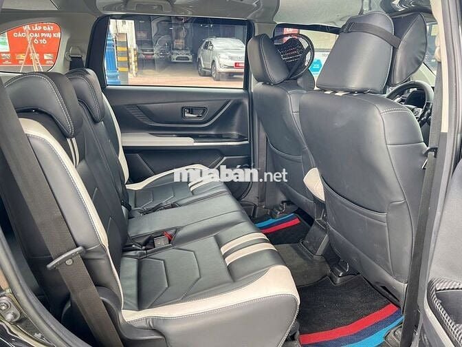 Toyota Veloz Cross 2024 Đen 31578 km(CÒN GIẢM)