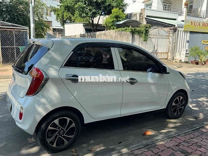 Kia Morning 2014 MT Trắng Ngọc Trinh