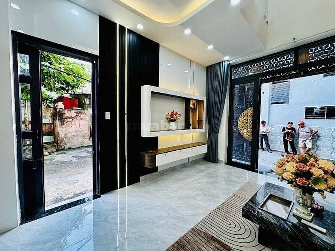 Nhà Lô Góc Lotte Mart Gò Vấp Oto Đậu Cửa KO Lộ Giới 3PN 45m2 Chỉ 5.xTy