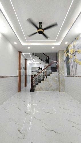 Cực phẩm Q3 chỉ 4TỶ250 + 42m2, HXH, hướng vô trung tâm SG, LH ngay đi