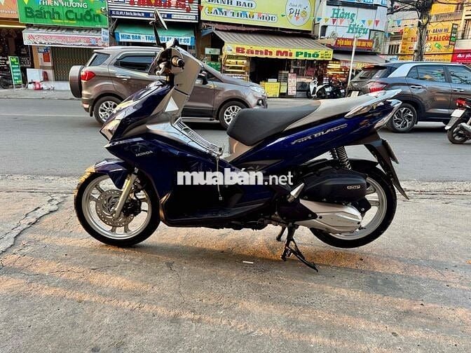 Honda Air Blade 125 2018 Xanh bạc đen