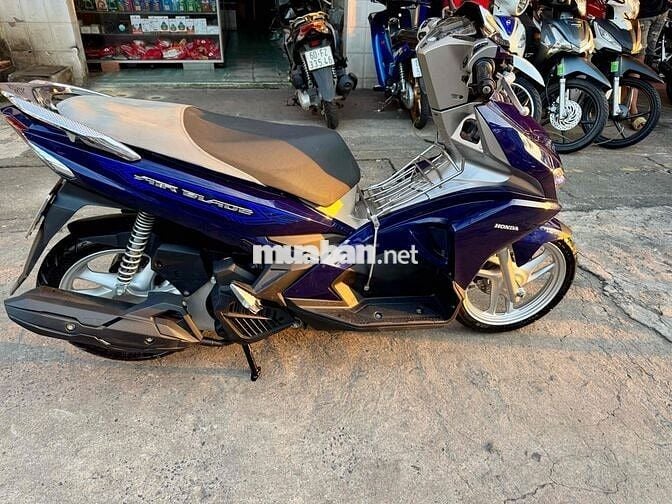 Honda Air Blade 125 2018 Xanh bạc đen