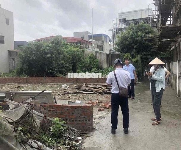 Đất 210m2 ngang 10m chia 4 lô Mỹ Trạn, Nam Sơn 2,85 tỷ