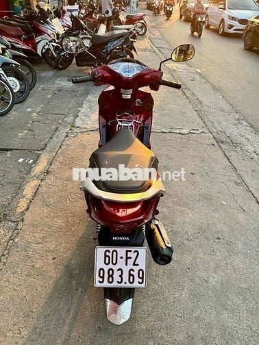 🔴🔴 Future  Đỏ đen  cuối 2018 siêu đẹp chính chủ