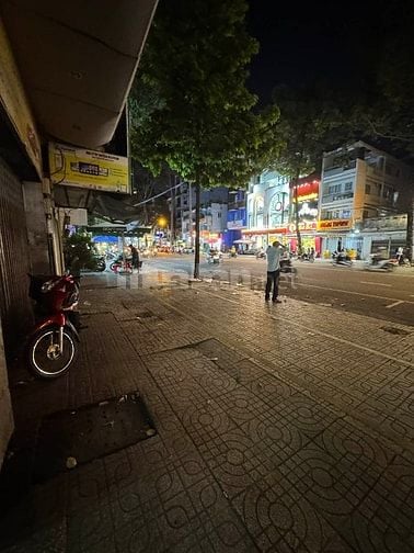 Cho thuê mặt bằng 32 m2 đường An Dương Vương phường 4 quận 5