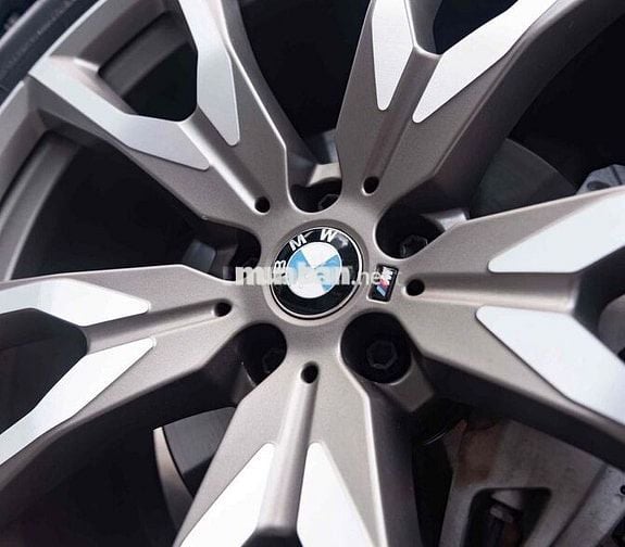 LONG ANH AUTO về BMW X7 xdrive40i 2021