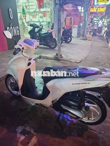Honda Vision màu Trắng