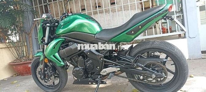 cần bán xe KAWASAKI 650c ER6N xe bao Rin xe ở SG