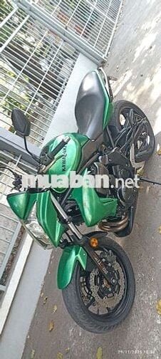 cần bán xe KAWASAKI 650c ER6N xe bao Rin xe ở SG