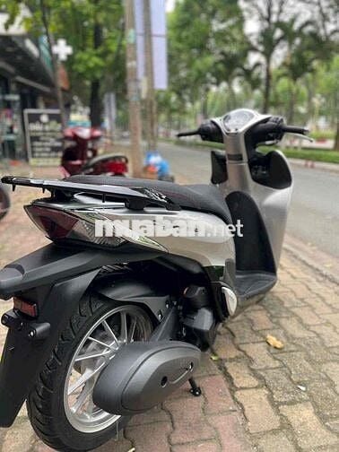 Honda SH Mode 2021 Bạc