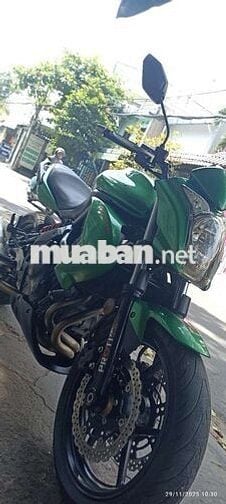 cần bán xe KAWASAKI 650c ER6N xe bao Rin xe ở SG