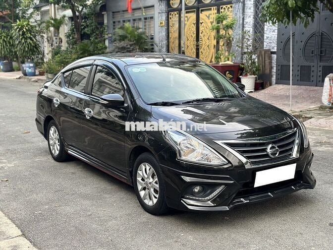 Bán Nissan Sunny 2018 số tự động, bản XV Premium