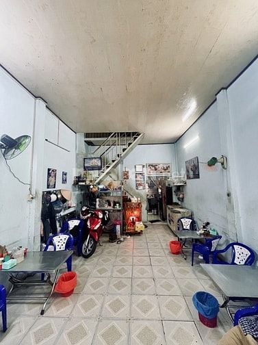 1/ 2 Mặt Hẻm 4M 54m2 2 Tầng Trần Văn Quang