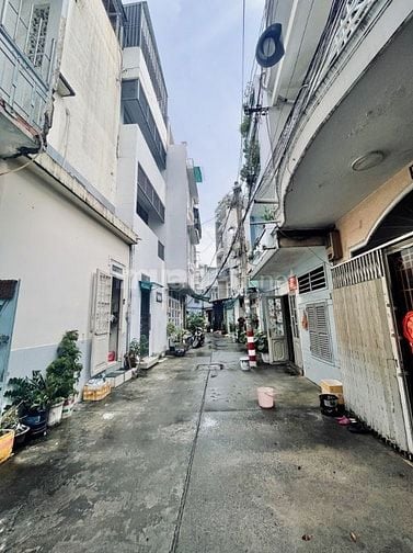 1/ 2 Mặt Hẻm 4M 54m2 2 Tầng Trần Văn Quang
