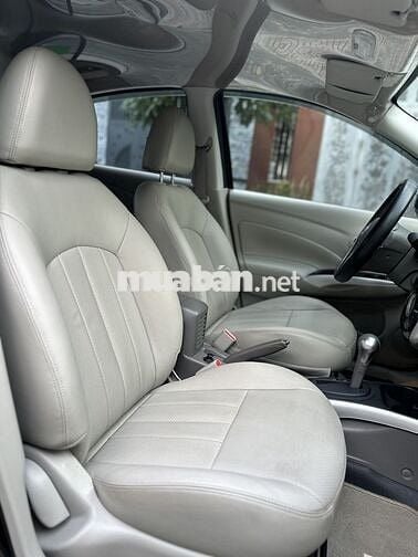 Bán Nissan Sunny 2018 số tự động, bản XV Premium