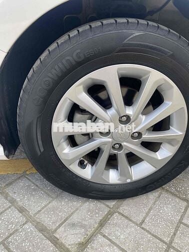 Hyundai Accent 2022 1.4 AT - 39000 km