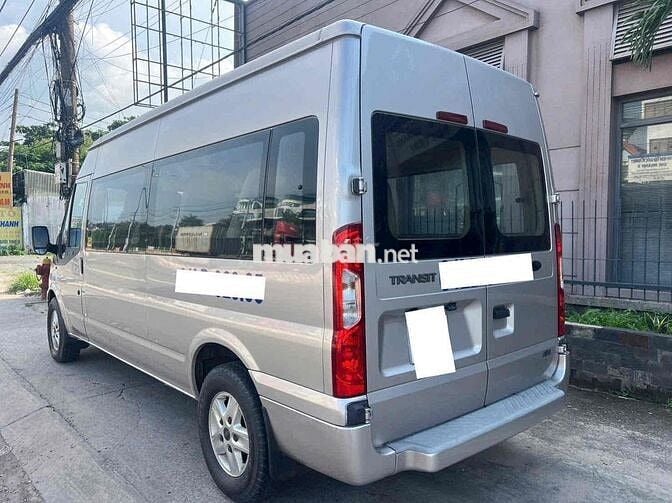 Ford Transit 2015 Luxury xe chở nhân viên đi kỹ